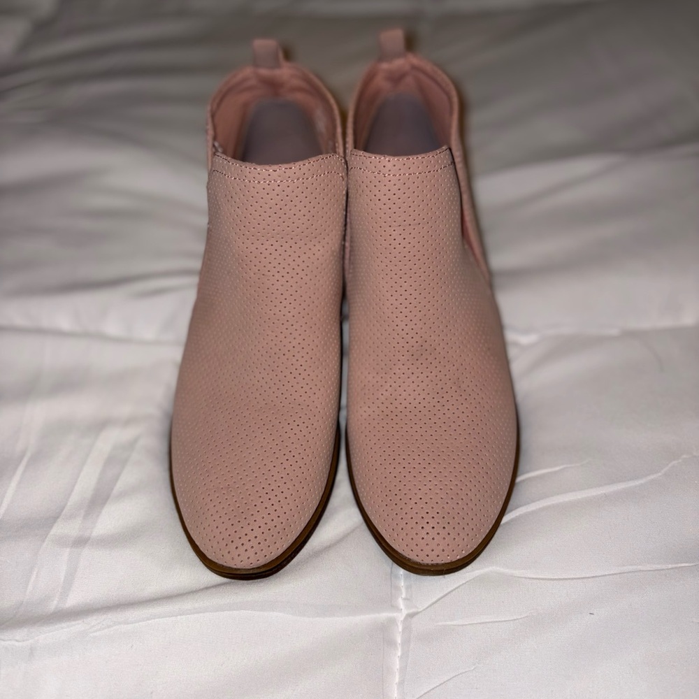 Rampage pink blush Ankle Booties